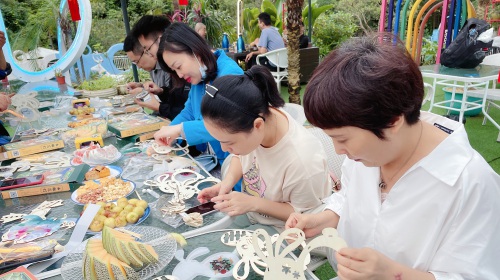 親情海佳人 | 詩情畫中秋